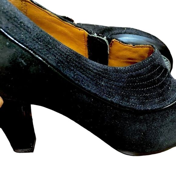 Clarks Artisan Collection SZ 6 Society Ascot Black Suede Comfort Kitten Heels - Picture 5 of 14